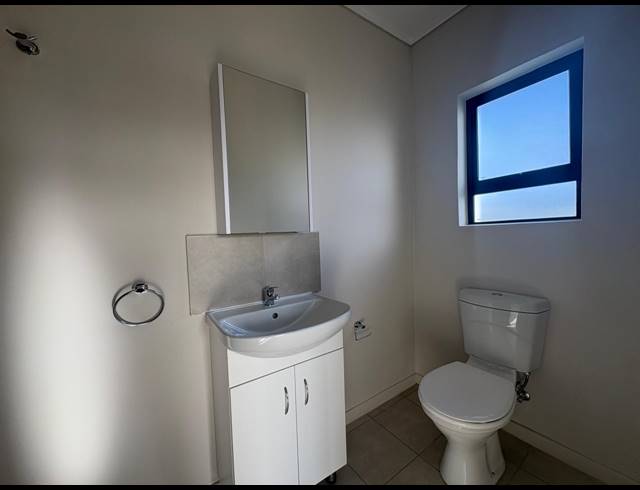 2 BEDROOM APARTMENT FOR SALE IN SHAKAS HEAD